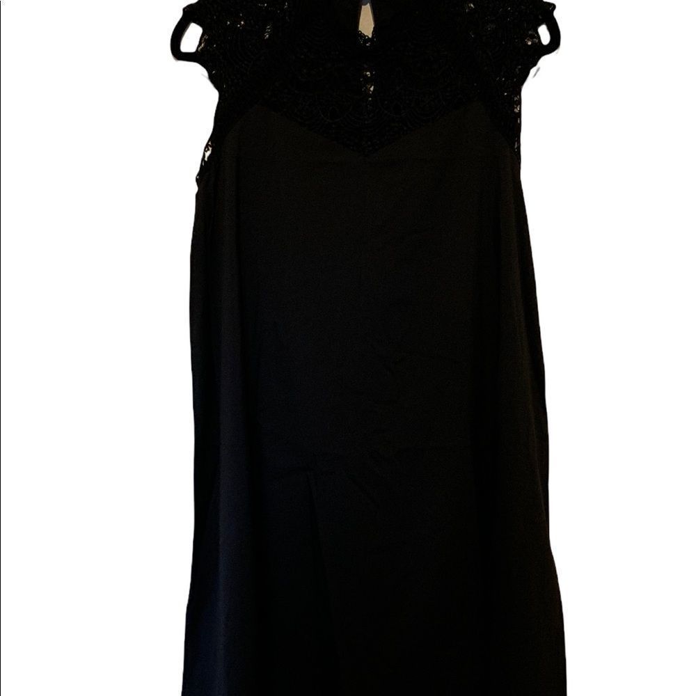 SHEIN Mock Neck Lace Yoke Dress - Picture 3 of 4